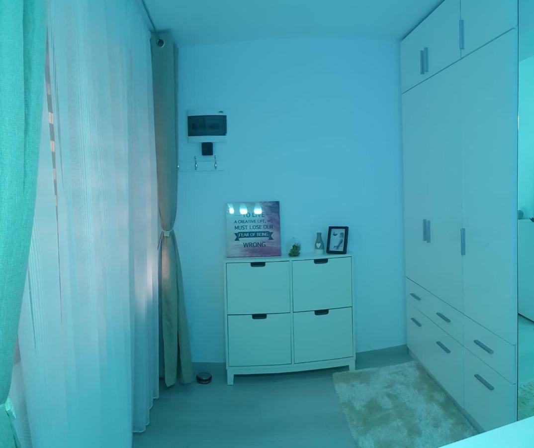Smart Home Lux Iasi Buitenkant foto